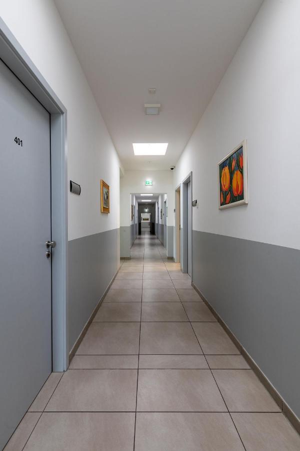 Boardinghouse Kayser Guenstige Monteursunterkunft, Monteurwohnung In Hanau Bei Frankfurt Am Main Und Aschaffenburg, Kostenfreie Parkplaetze! 外观 照片